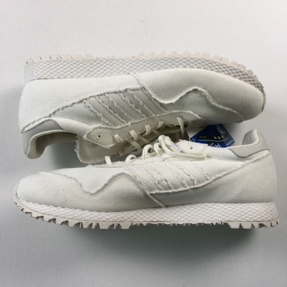 Adidas Men’s White Canvas ZX Shoes 12 ART CM7193 - Picture 2 of 6